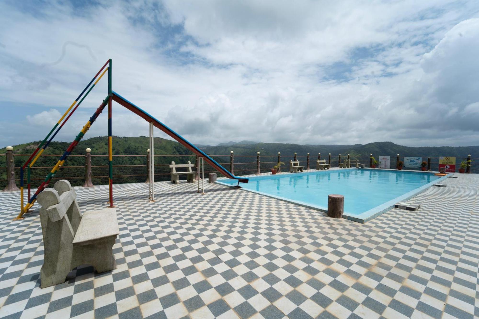 Pagoda Plantation Resort Pīrmed Dış mekan fotoğraf