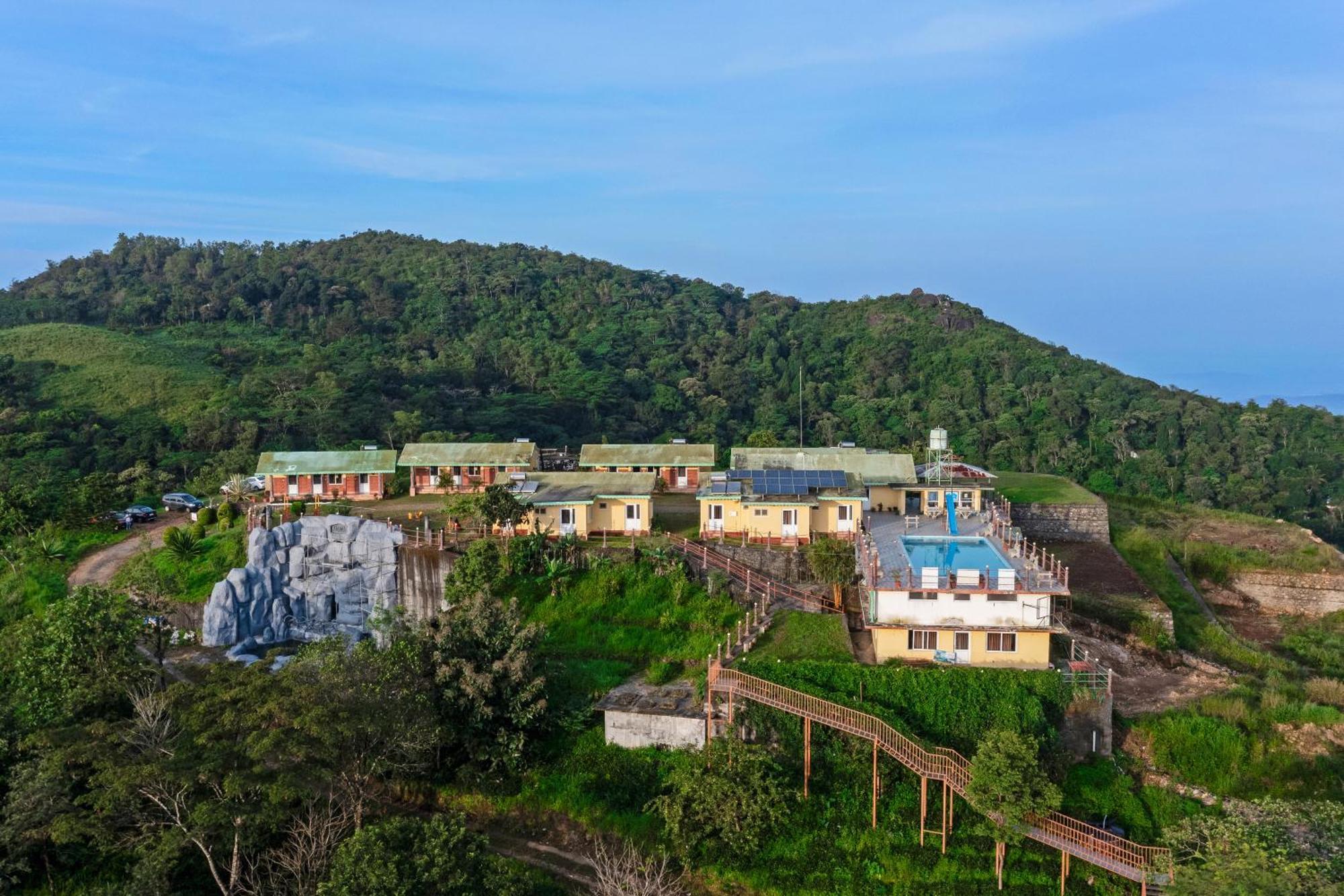 Pagoda Plantation Resort Pīrmed Dış mekan fotoğraf