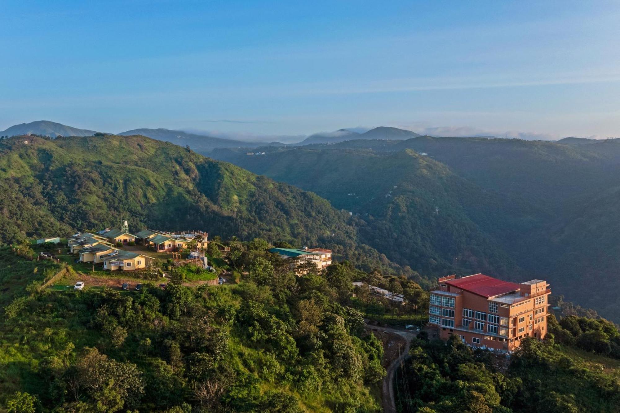 Pagoda Plantation Resort Pīrmed Dış mekan fotoğraf