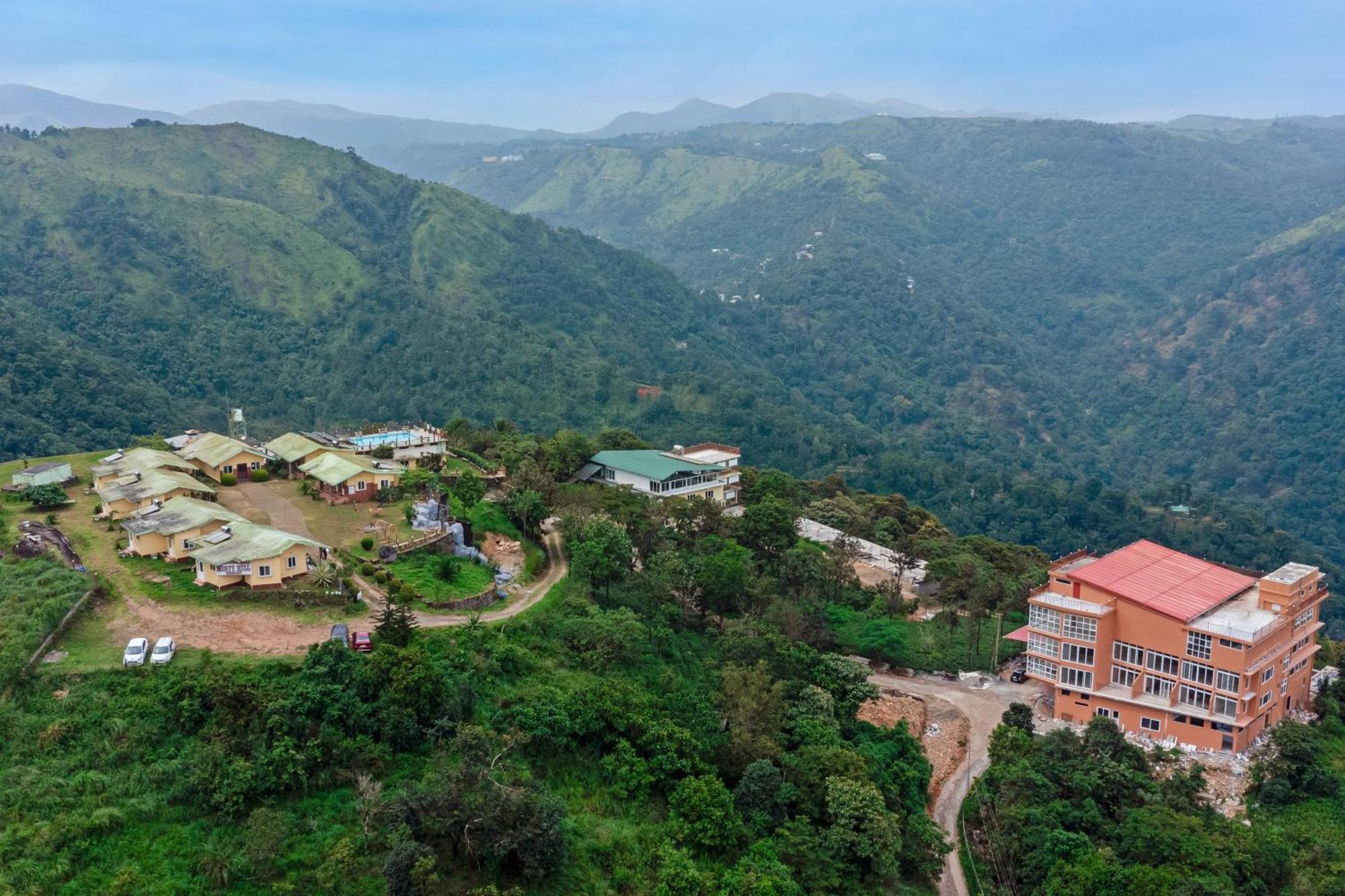 Pagoda Plantation Resort Pīrmed Dış mekan fotoğraf