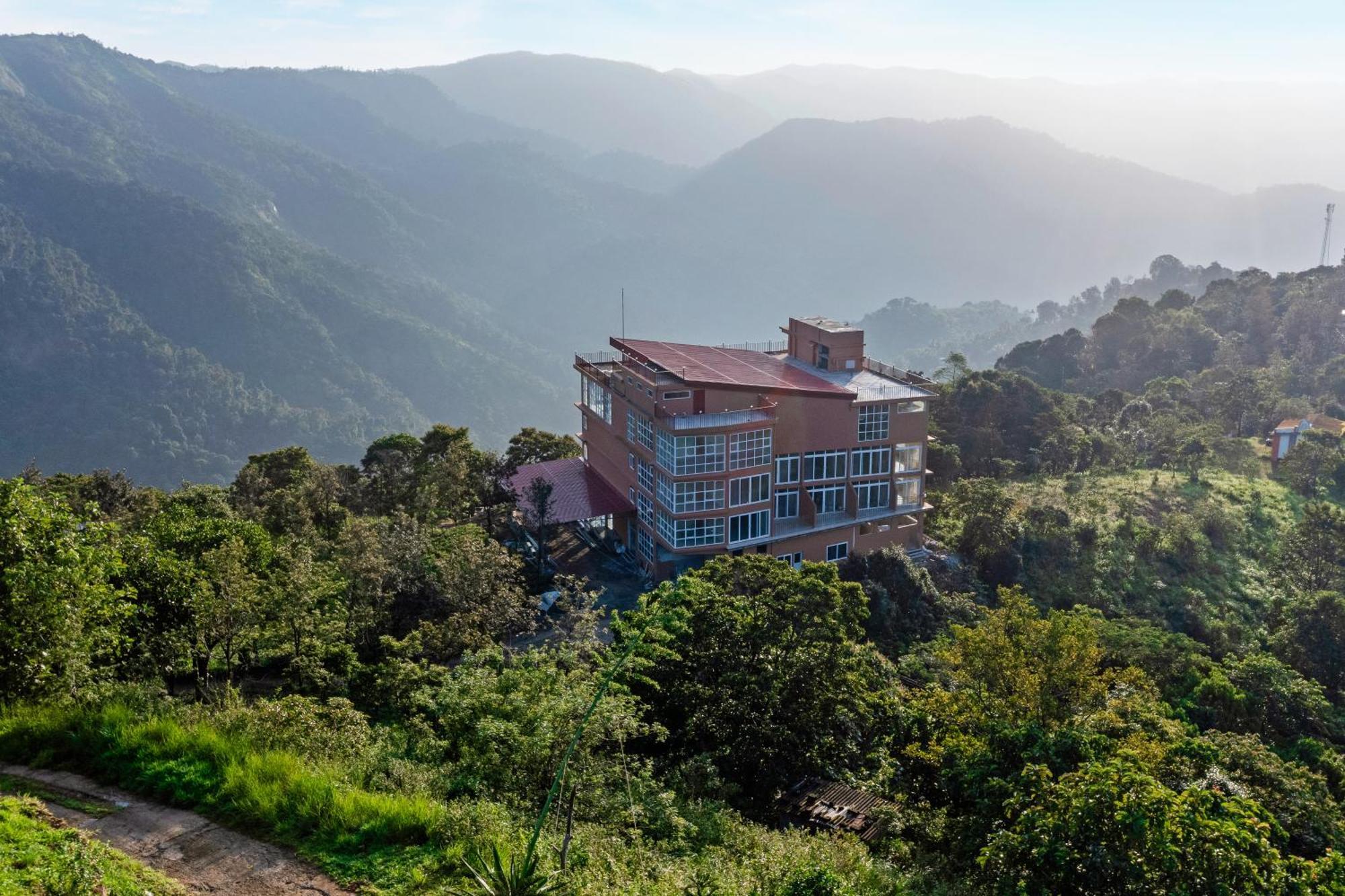 Pagoda Plantation Resort Pīrmed Dış mekan fotoğraf