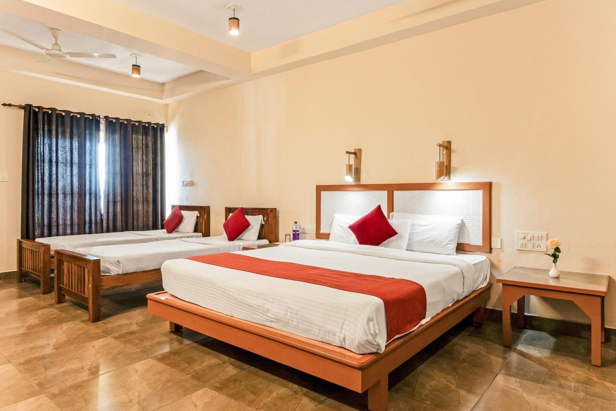 Pagoda Plantation Resort Pīrmed Dış mekan fotoğraf